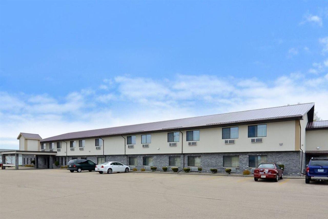 Quality Inn New London Exterior photo