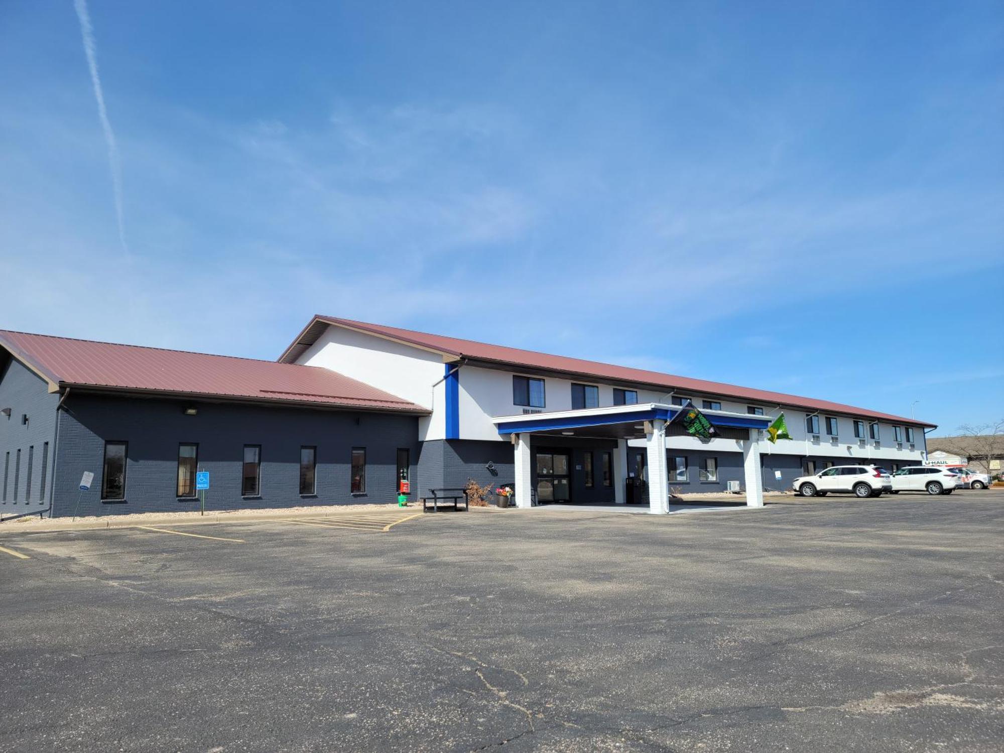 Quality Inn New London Exterior photo