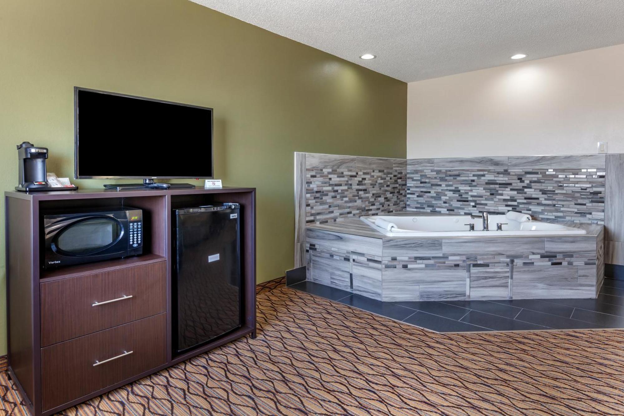 Quality Inn New London Exterior photo