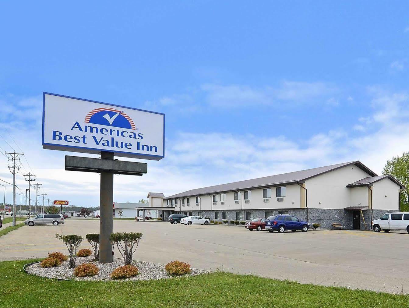 Quality Inn New London Exterior photo
